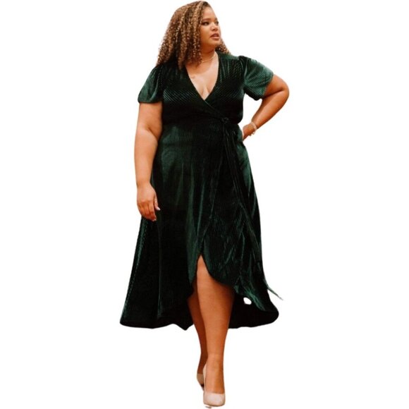 Baltic Born NWT Emerald Green Velvet RIbbed Wrap Dress Size XXXL Size 3XL Plus - Picture 1 of 12